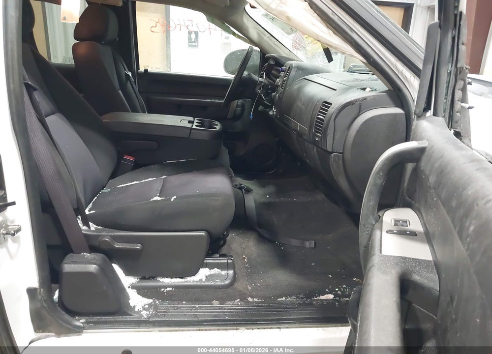 2010 GMC SIERRA 1500 SLE VIN: 1GTSKVE35AZ181869