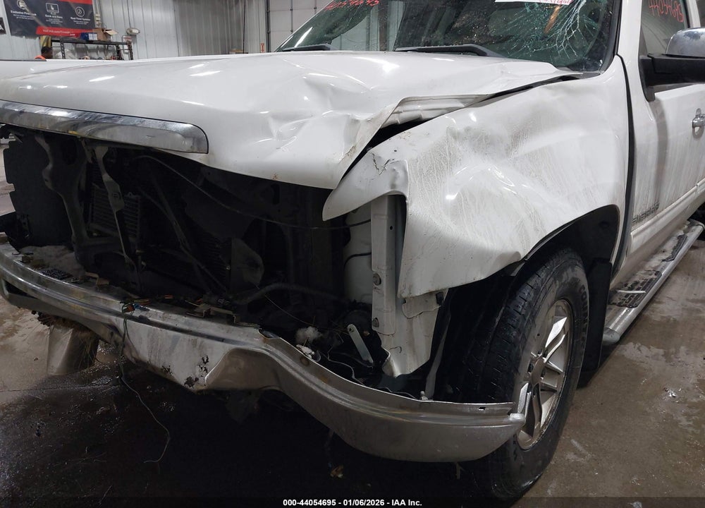 2010 GMC SIERRA 1500 SLE VIN: 1GTSKVE35AZ181869
