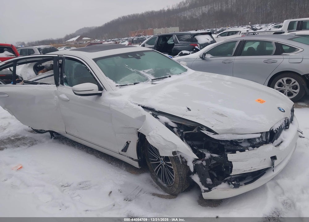 2019 BMW 530I VIN: WBAJA5C59KWW09980