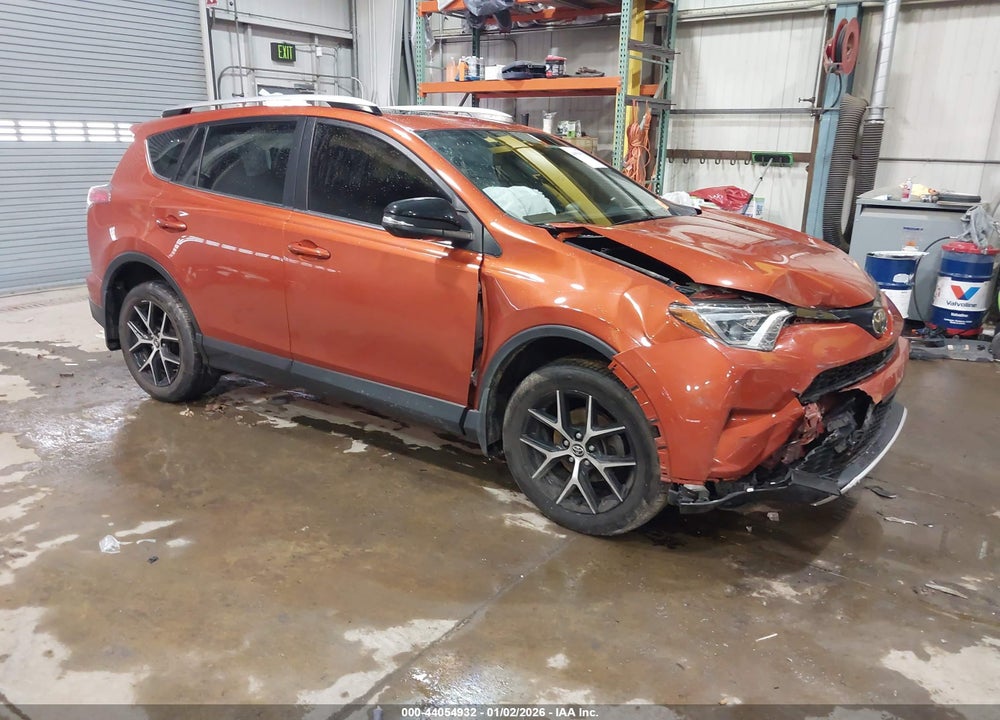 2016 TOYOTA RAV4 SE VIN: JTMJFREV8GJ066974