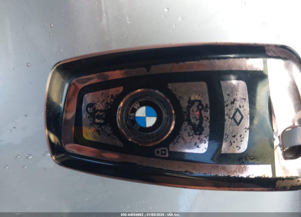 2017 BMW 320I VIN: WBA8E1G38HNU17517