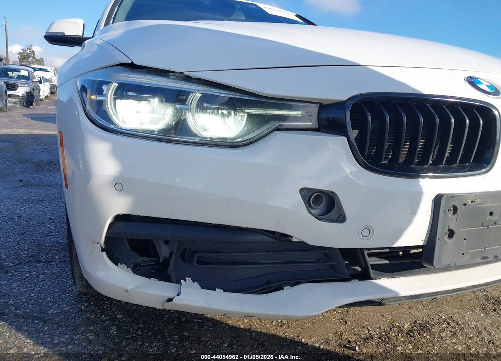 2017 BMW 320I VIN: WBA8E1G38HNU17517