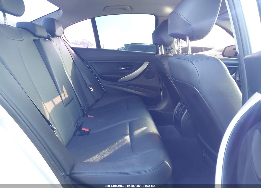 2017 BMW 320I VIN: WBA8E1G38HNU17517