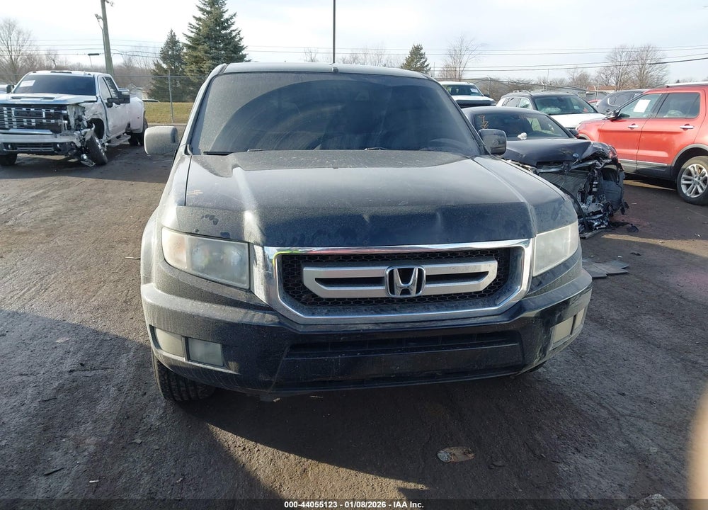 2010 HONDA RIDGELINE RTL VIN: 5FPYK1F58AB503565