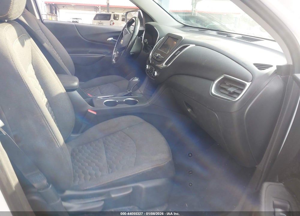 2020 CHEVROLET EQUINOX FWD 2FL VIN: 3GNAXJEV5LS530396
