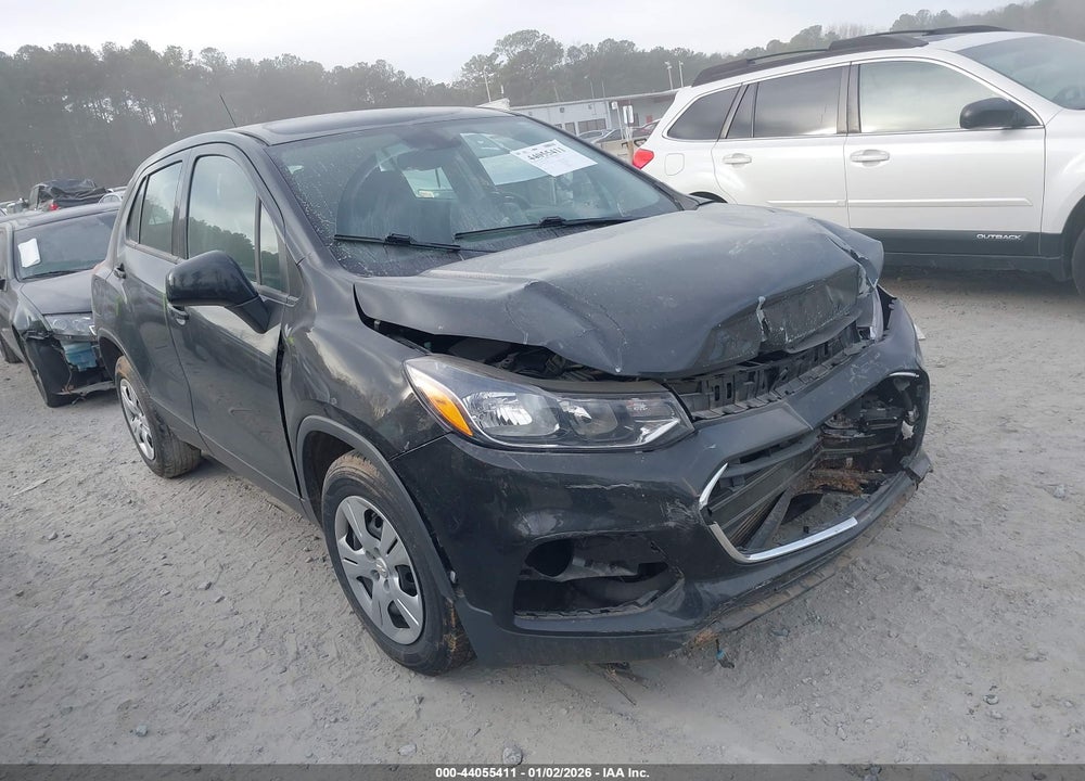 2019 CHEVROLET TRAX LS VIN: 3GNCJKSB8KL125815