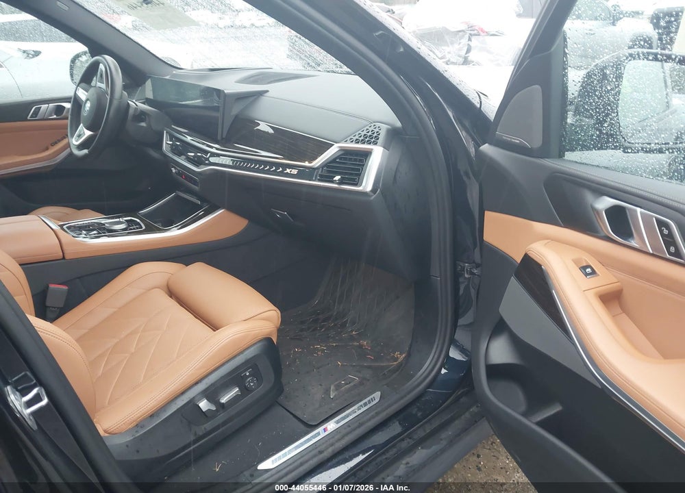2024 BMW X5 PHEV XDRIVE50E VIN: 5UX43EU07R9S95055