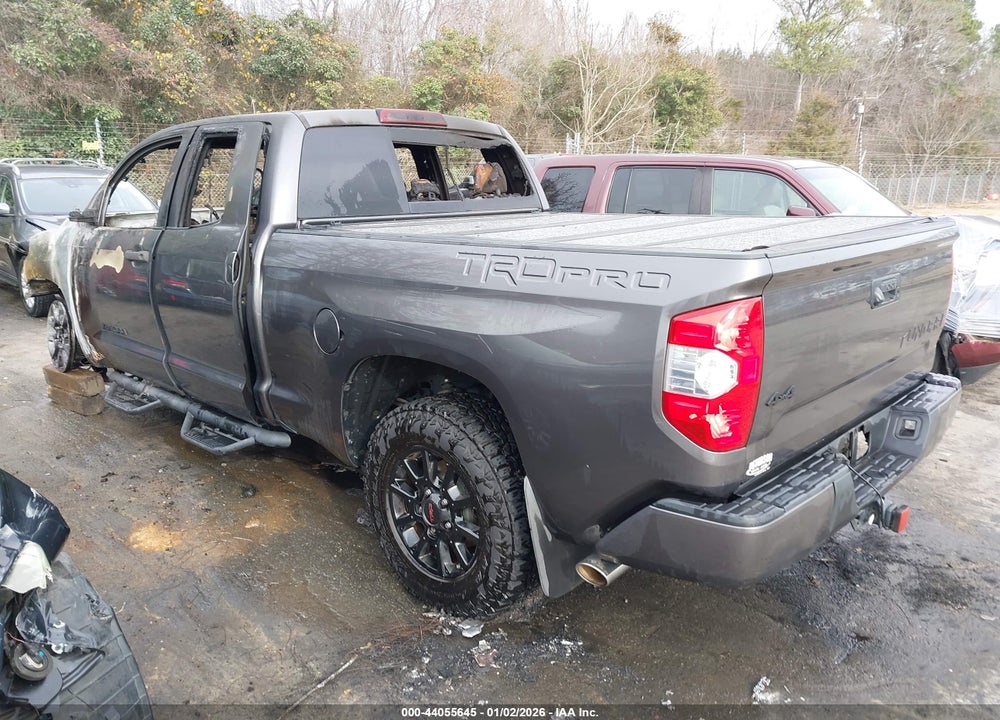 2016 TOYOTA TUNDRA TRD PRO 5.7L V8 VIN: 5TFUW5F10GX545209