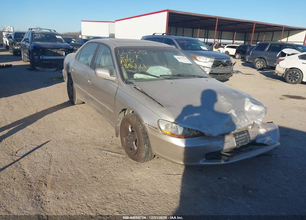 1999 HONDA ACCORD EX V6 VIN: 1HGCG1658XA063760