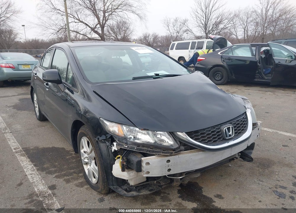 2012 HONDA CIVIC SDN LX VIN: 2HGFB2F57CH308478
