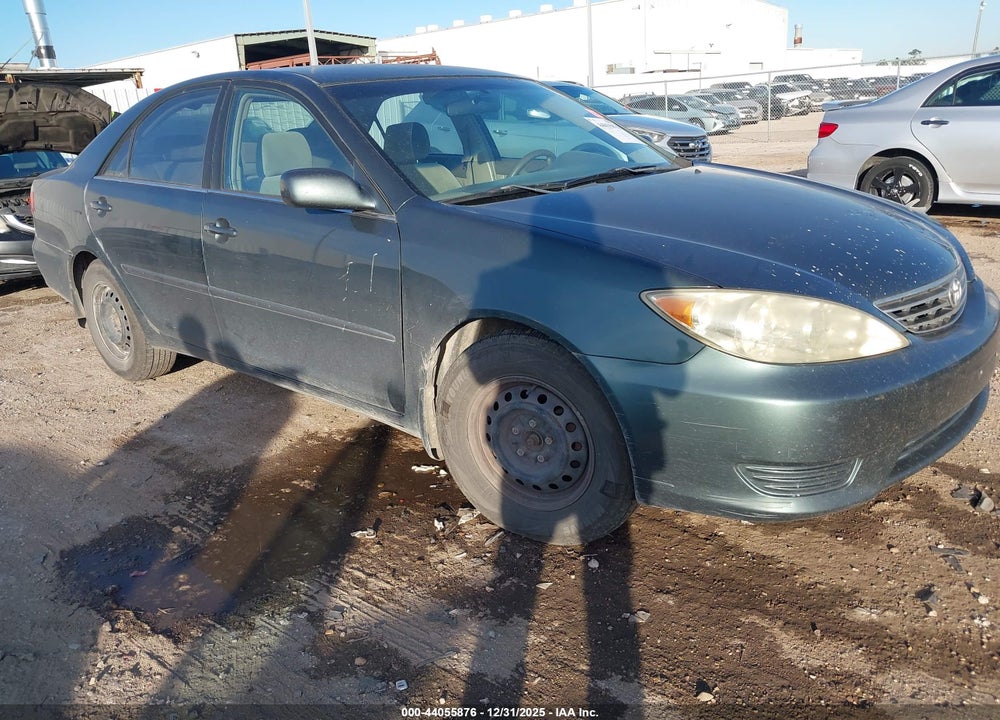 2005 TOYOTA CAMRY LE VIN: 4T1BE32K65U039018