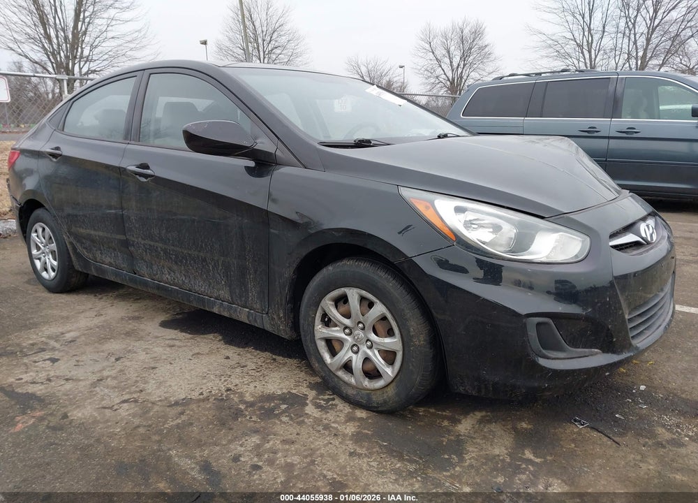 2013 HYUNDAI ACCENT GLS VIN: KMHCT4AE3DU301037