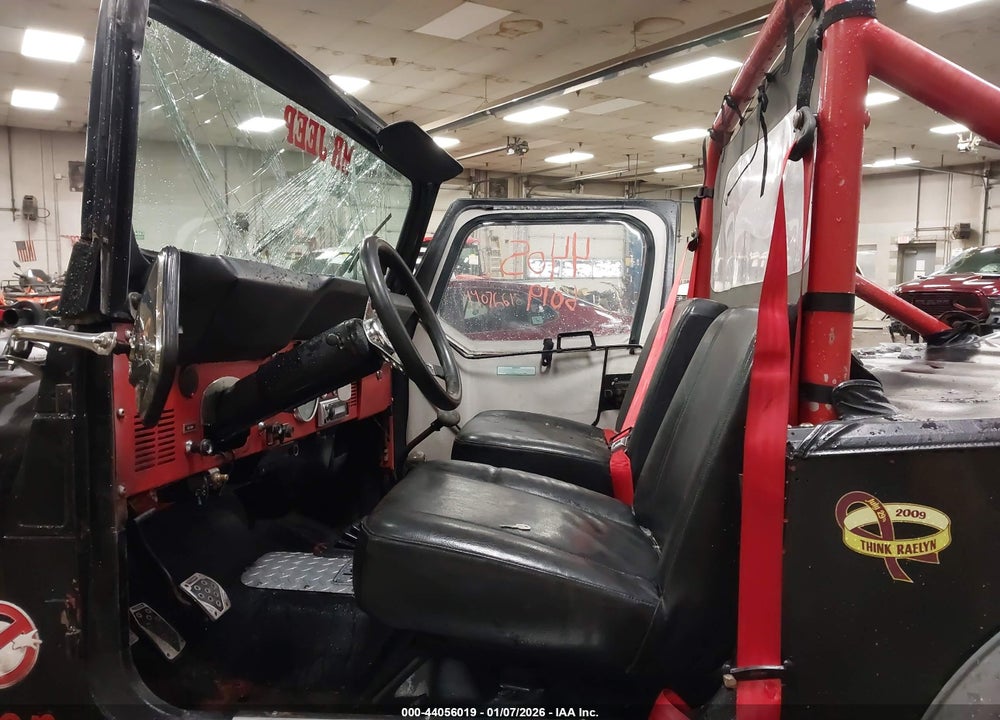 1986 JEEP CJ7 VIN: 1JCCF87E1GT126306