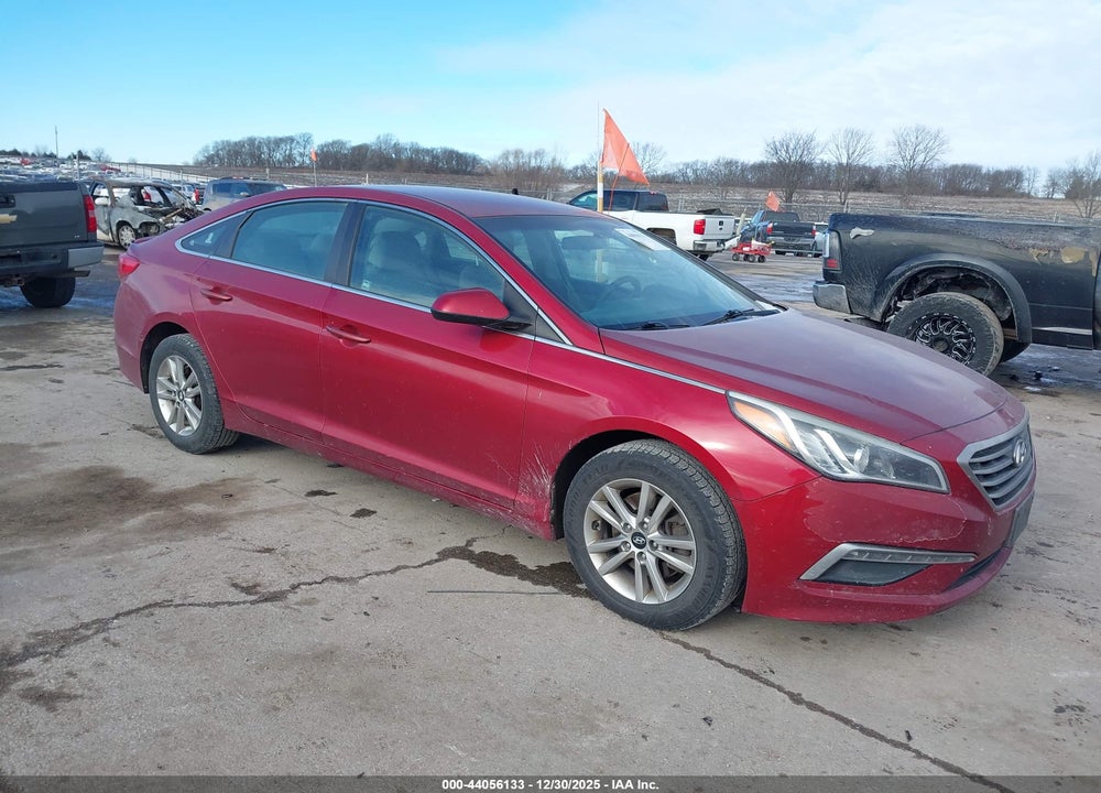 2015 HYUNDAI SONATA SE VIN: 5NPE24AF5FH053816