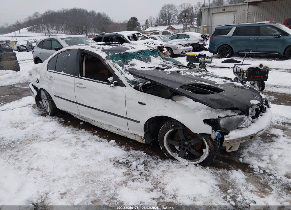 2003 BMW 325I VIN: WBAEV33433KL82666