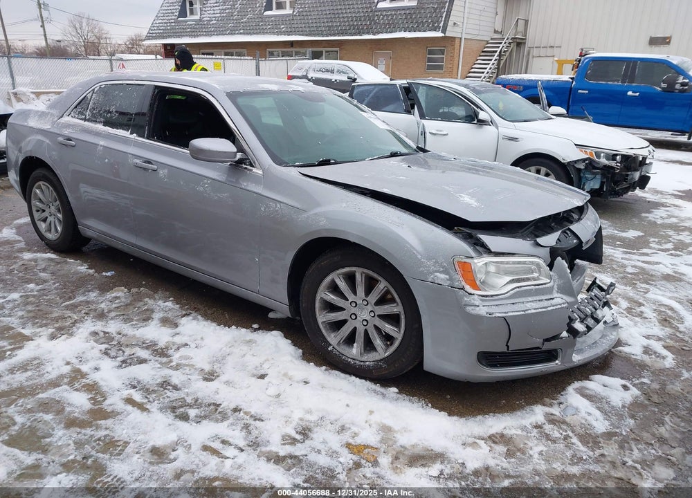 2014 CHRYSLER 300 VIN: 2C3CCAAG6EH344221