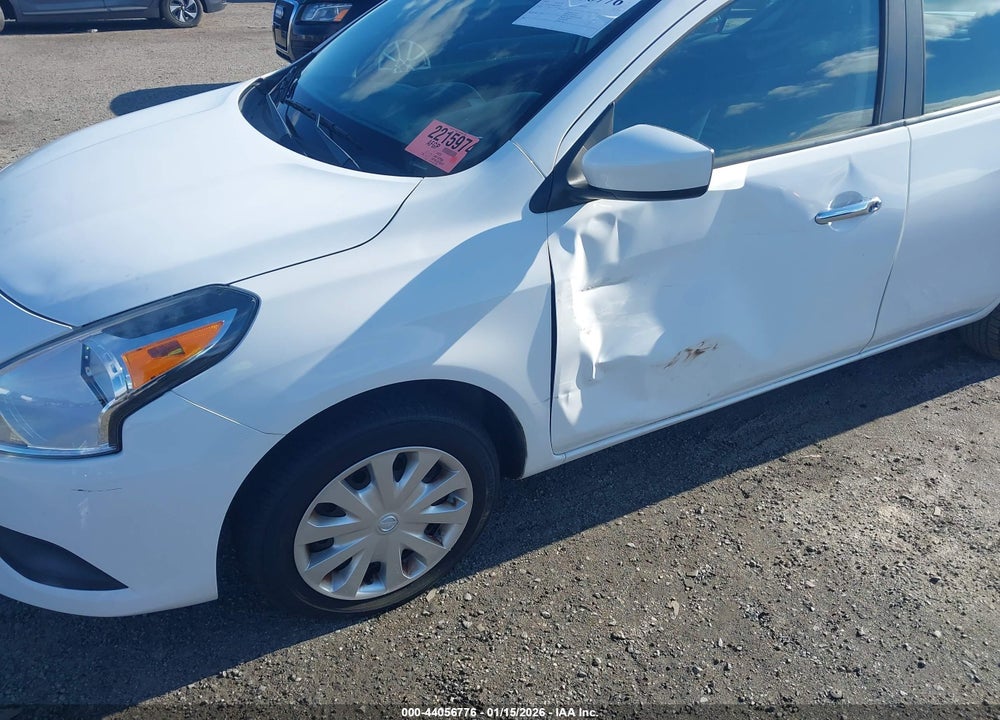 2019 NISSAN VERSA 1.6 SV VIN: 3N1CN7AP8KL879372