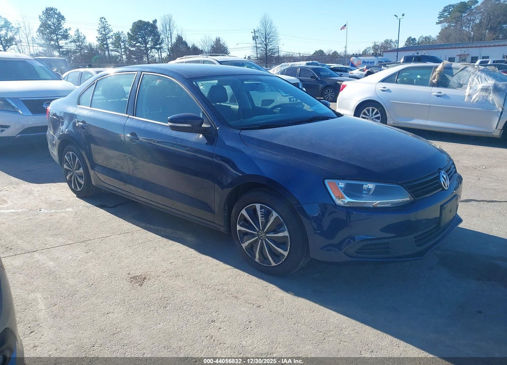 2014 VOLKSWAGEN JETTA 1.8T SE VIN: 3VWD17AJ8EM402557