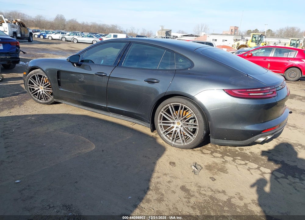 2017 PORSCHE PANAMERA 4S VIN: WP0AB2A73HL122979