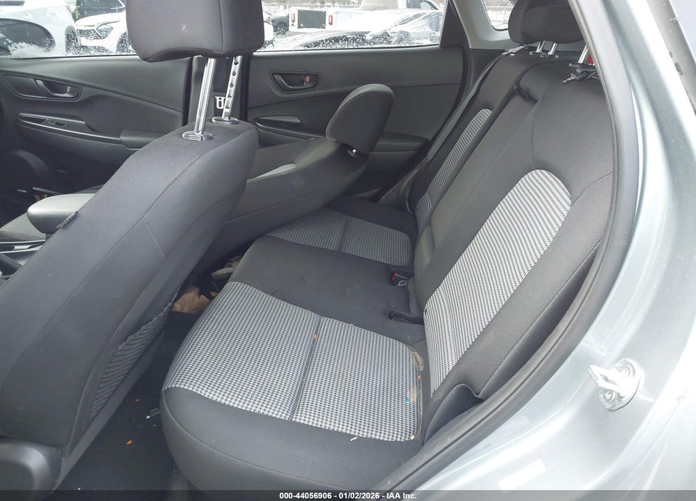 2021 HYUNDAI KONA SE VIN: KM8K1CAA1MU611518