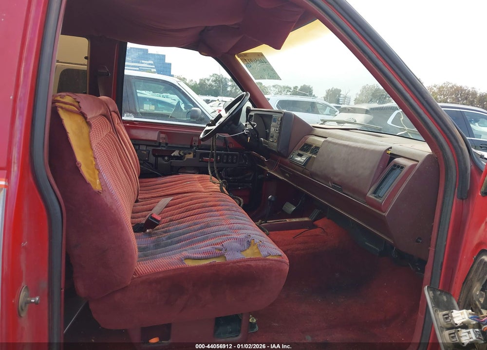 1990 CHEVROLET GMT-400 K2500 VIN: 2GCFK29K2L1184452