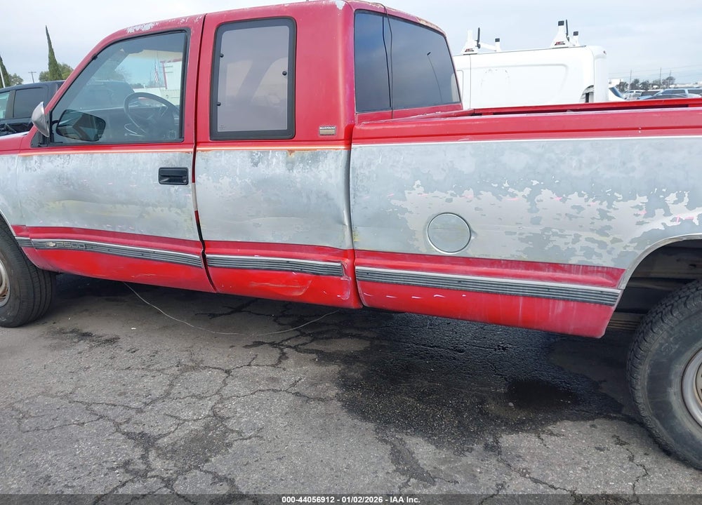 1990 CHEVROLET GMT-400 K2500 VIN: 2GCFK29K2L1184452