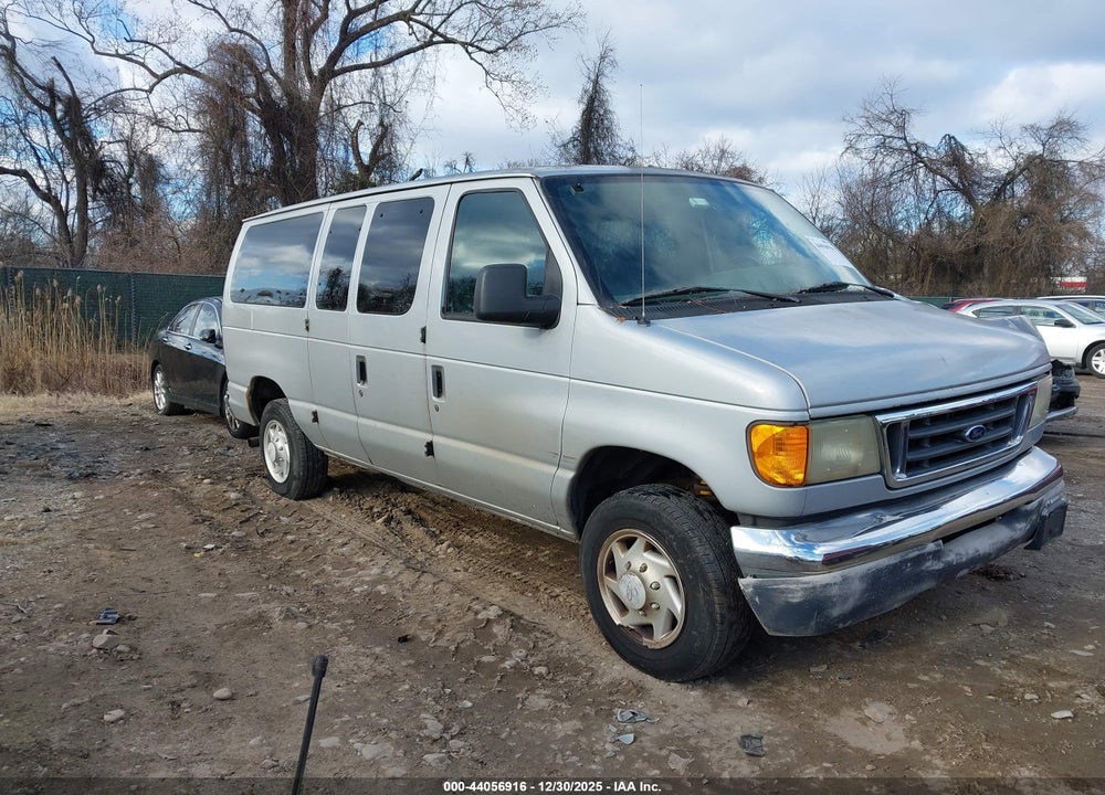 2004 FORD E-350 SUPER DUTY CHATEAU/XL/XLT VIN: 1FMNE31L74HA09119