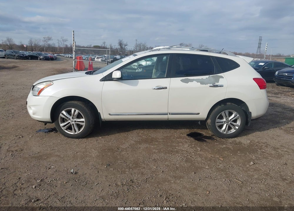 2013 NISSAN ROGUE SV VIN: JN8AS5MV6DW633305