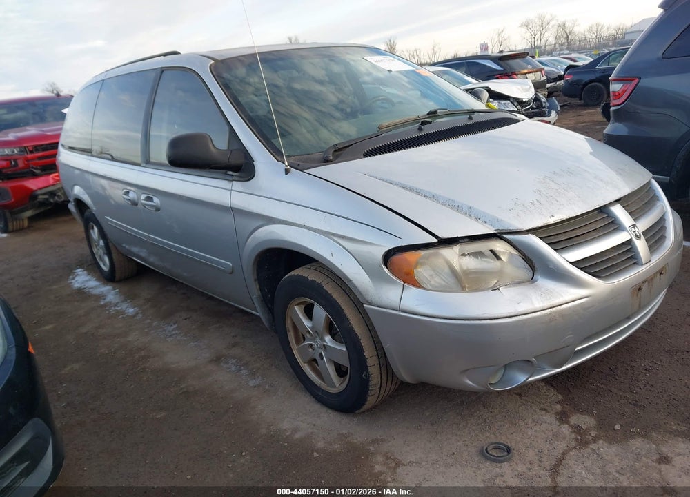 2007 DODGE GRAND CARAVAN SXT VIN: 2D4GP44L67R132141