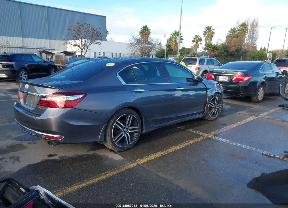 2017 HONDA ACCORD SPORT VIN: 1HGCR2F54HA016839