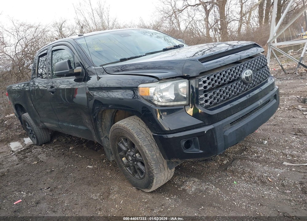 2019 TOYOTA TUNDRA SR5 5.7L V8 VIN: 5TFUY5F18KX839329