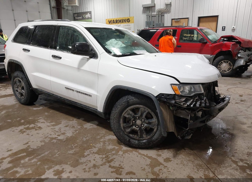 2017 JEEP GRAND CHEROKEE LAREDO 4X4 VIN: 1C4RJFAGXHC661953