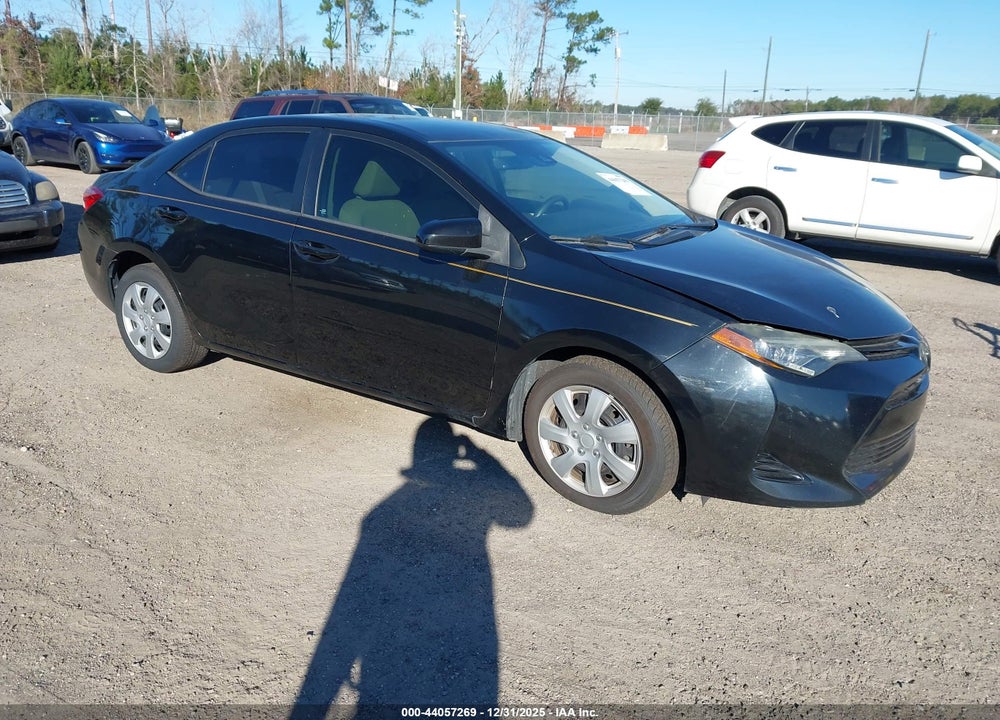 2017 TOYOTA COROLLA LE VIN: 5YFBURHE1HP694040
