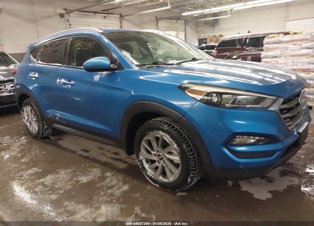 2016 HYUNDAI TUCSON SE VIN: KM8J3CA43GU211674
