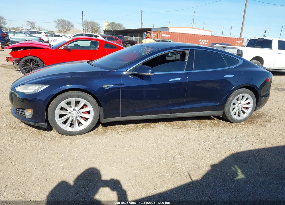 2015 TESLA MODEL S 70D/85D/P85D VIN: 5YJSA1H27FFP78307