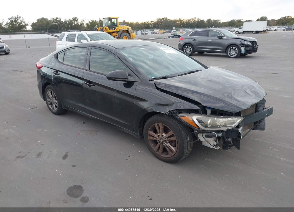 2017 HYUNDAI ELANTRA SE VIN: 5NPD84LFXHH066829
