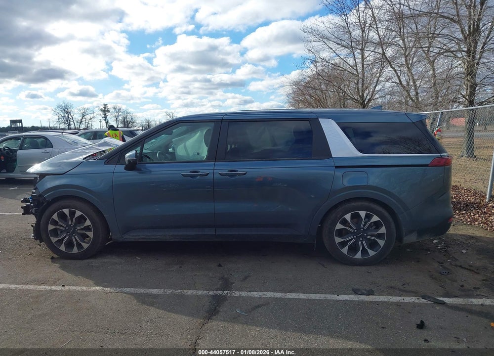 2024 KIA CARNIVAL MPV EX VIN: KNDNC5H34R6433579