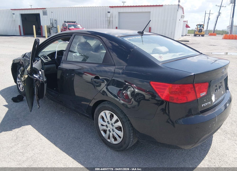 2013 KIA FORTE EX VIN: KNAFU4A2XD5706436