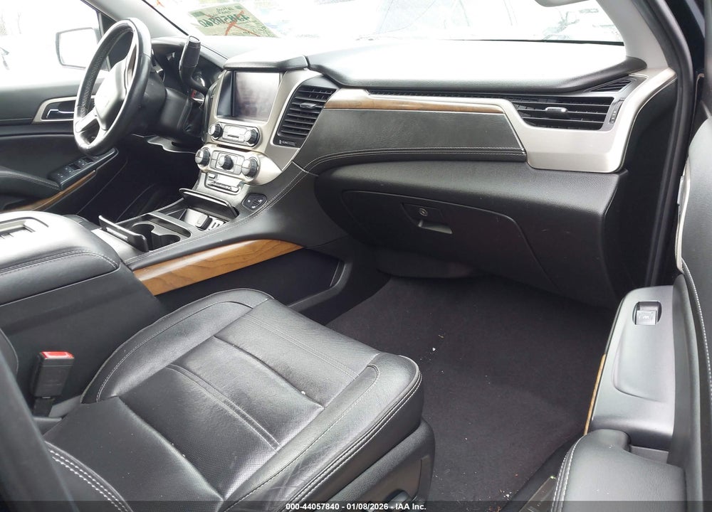 2020 GMC YUKON XL 4WD DENALI VIN: 1GKS2HKJ7LR193341