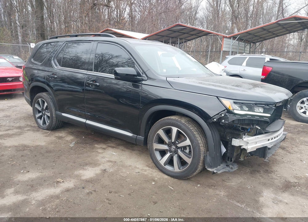 2025 HONDA PILOT TOURING VIN: 5FNYG1H79SB038580