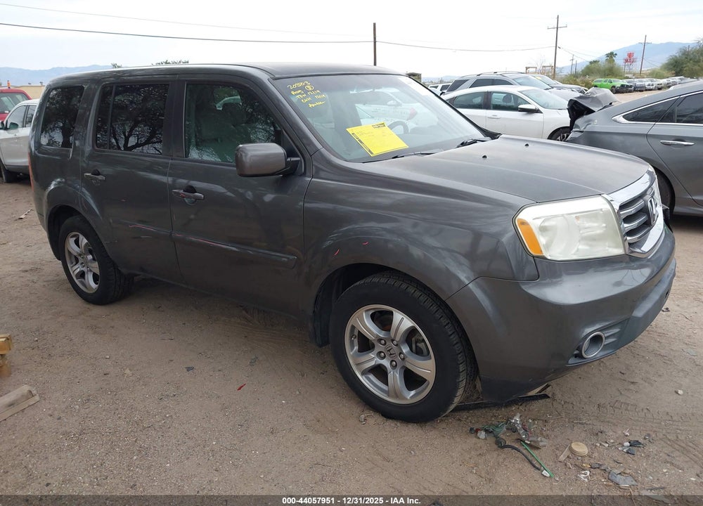 2012 HONDA PILOT EX VIN: 5FNYF4H45CB006124