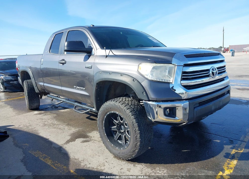 2016 TOYOTA TUNDRA SR5 5.7L V8 VIN: 5TFUY5F14GX495246