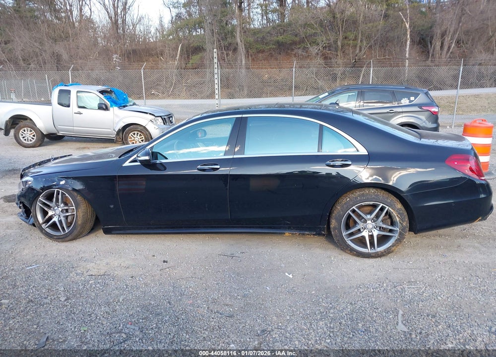 2016 MERCEDES-BENZ S 550 4MATIC VIN: WDDUG8FB8GA269975