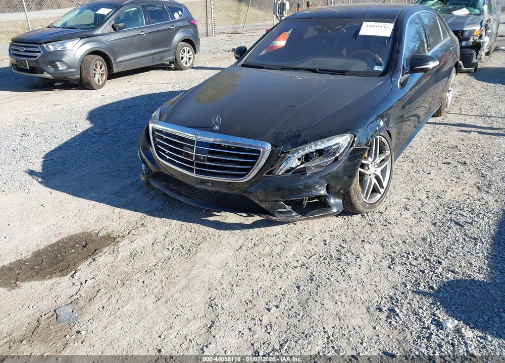 2016 MERCEDES-BENZ S 550 4MATIC VIN: WDDUG8FB8GA269975