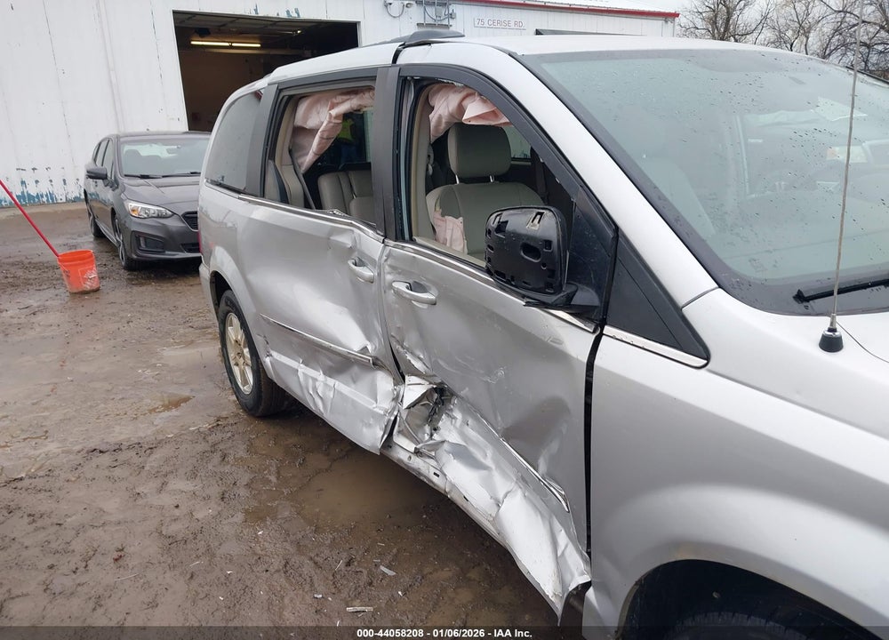 2012 CHRYSLER TOWN & COUNTRY TOURING VIN: 2C4RC1BG0CR376416