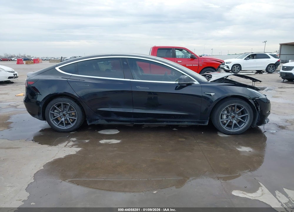 2019 TESLA MODEL 3 LONG RANGE/PERFORMANCE VIN: 5YJ3E1EB2KF441857