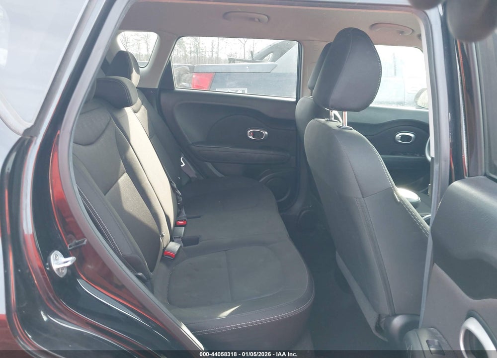 2016 KIA SOUL VIN: KNDJN2A20G7371422