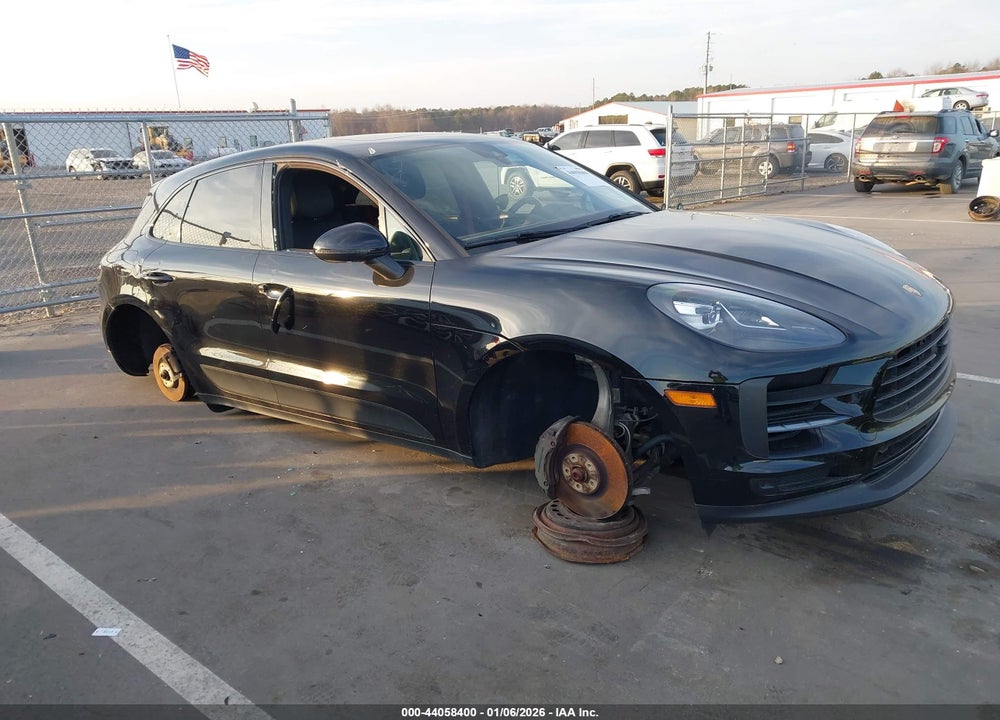 2020 PORSCHE MACAN S VIN: WP1AB2A52LLB34501