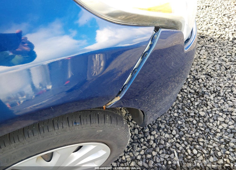 2019 NISSAN VERSA 1.6 SV VIN: 3N1CN7AP0KL800597