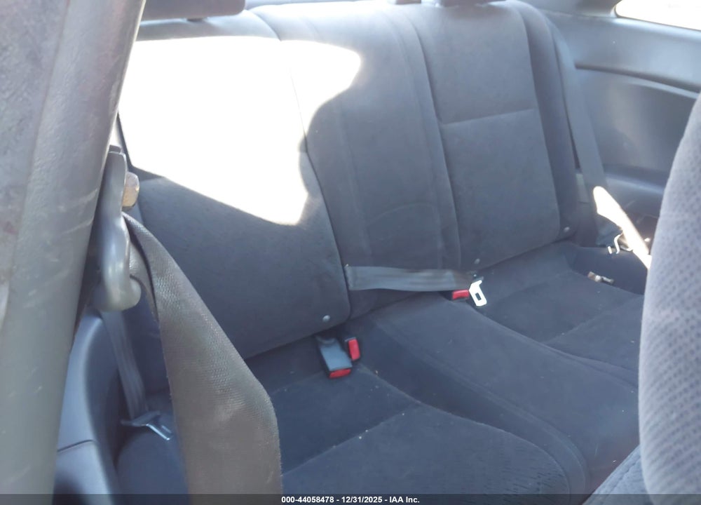 2005 HONDA CIVIC EX VIN: 1HGEM22915L029449